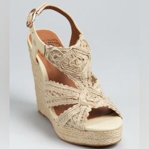 🍀 Lucky Brand Wedges
